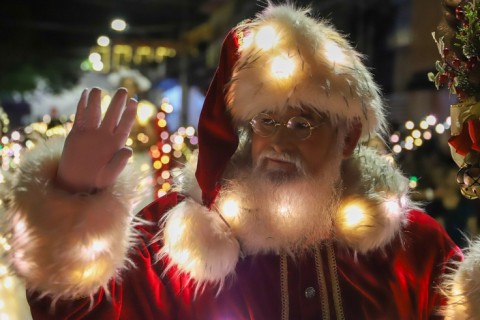 Parada das Luzes aquece a programação do Natal que Abraça na sexta-feira, 19