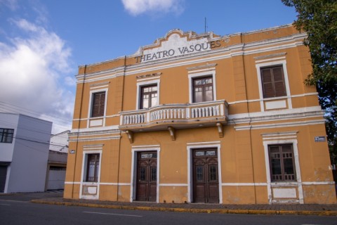 Theatro Vasques reabre suas portas com concerto da Sinfônica Jovem de Mogi das Cruzes nesta terça, 1